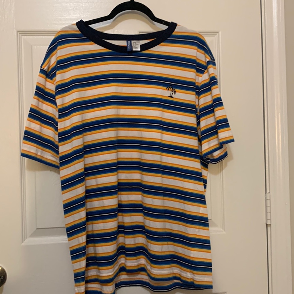 H&M men’s striped t-shirt. Size XL